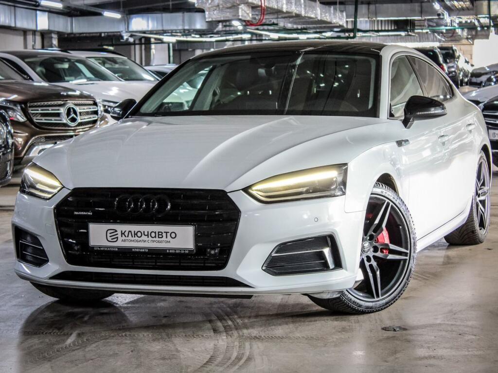 Белый Audi A5 2018 года с пробегом