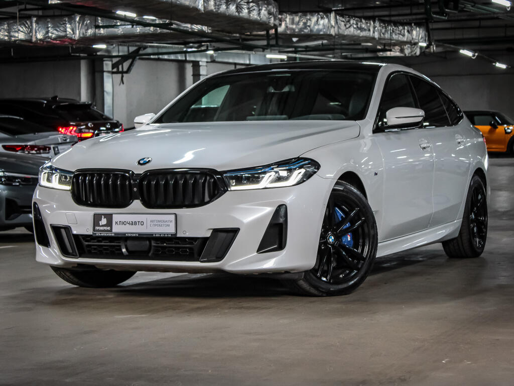 Белый BMW 6 серия 2021 года с пробегом