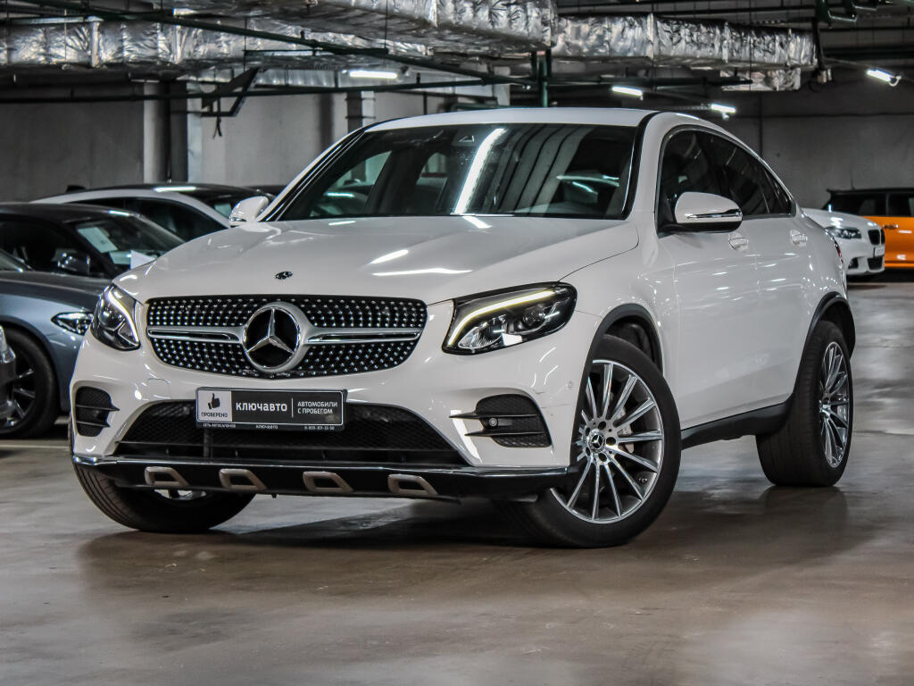 Белый Mercedes-Benz GLC-Класс Coupe 2018 года с пробегом