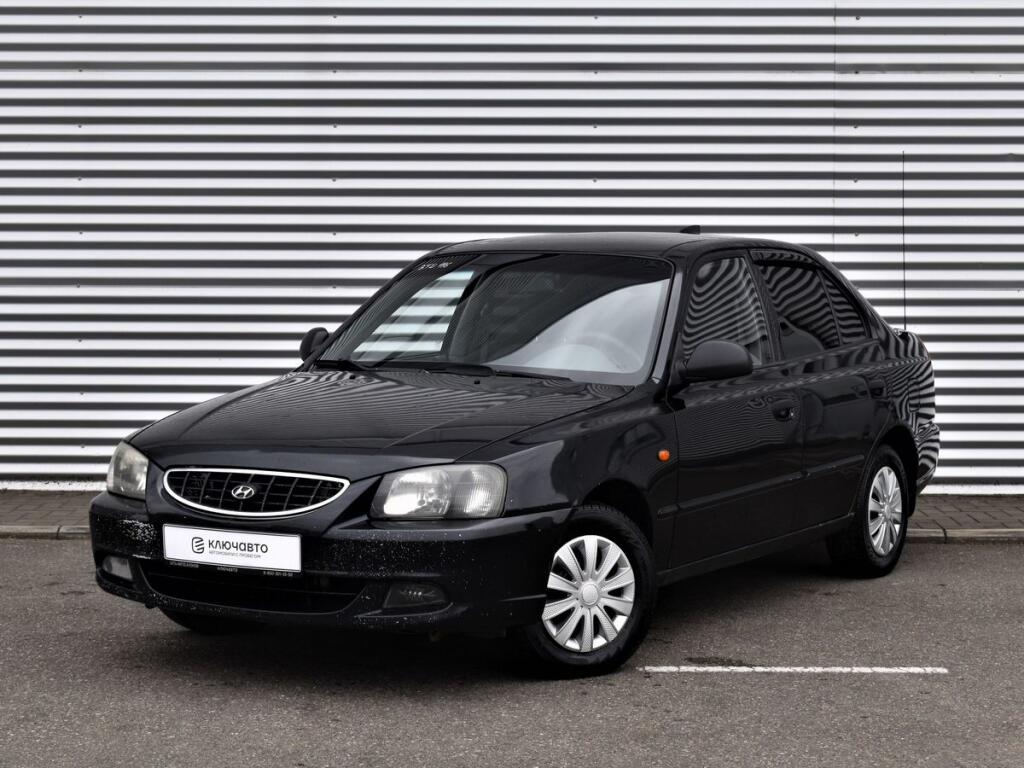 Черный Hyundai Accent 2005 года с пробегом