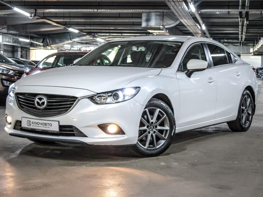Белый Mazda 6 2018 года с пробегом