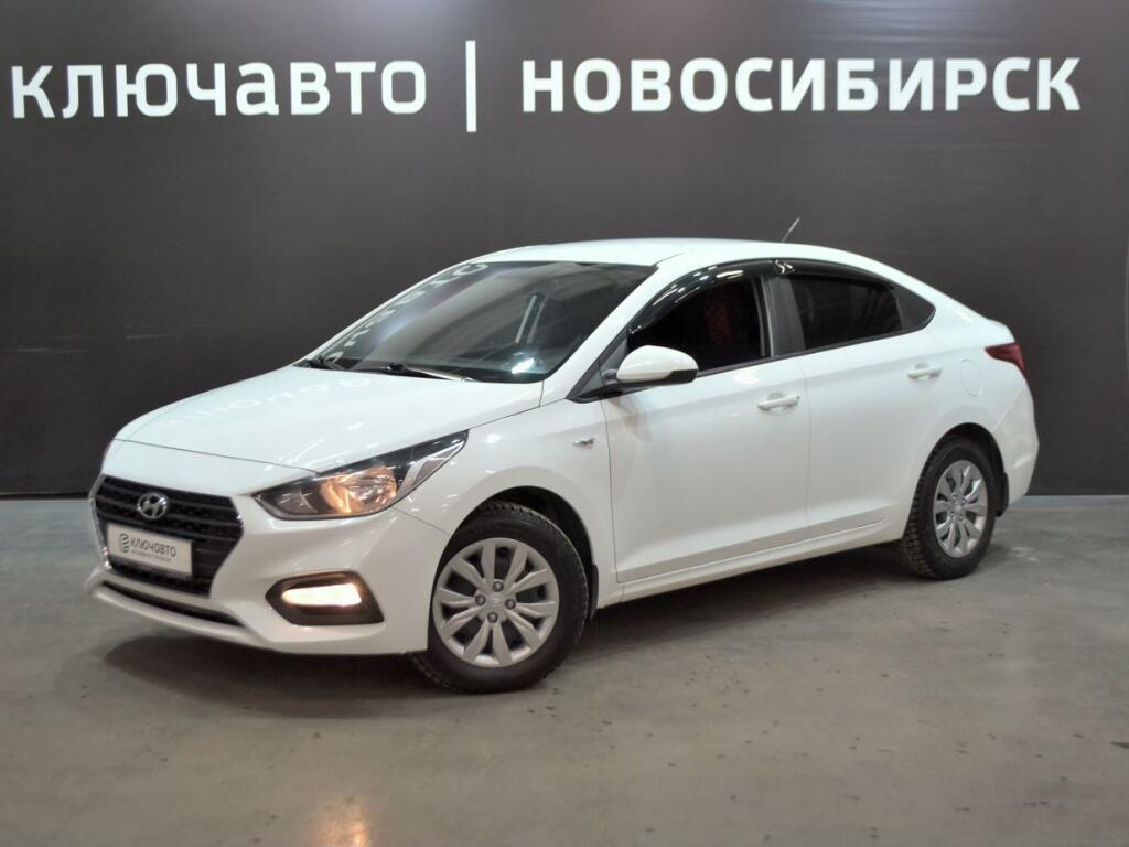 Белый Hyundai Solaris 2019 года с пробегом