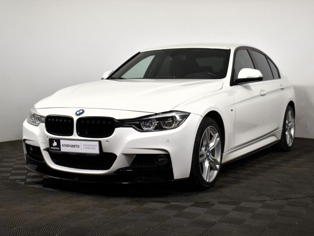 Белый BMW 3 серия 2016 года с пробегом