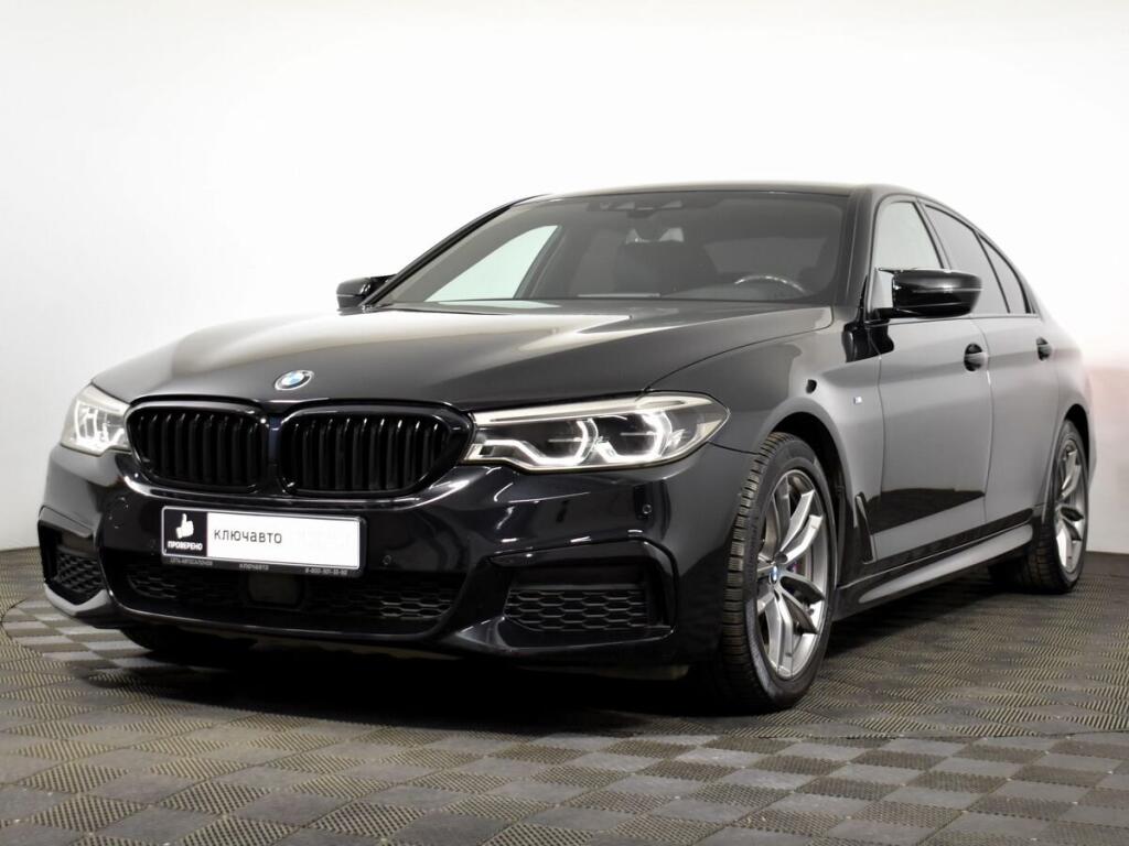 Черный BMW 5 серия 2020 года с пробегом