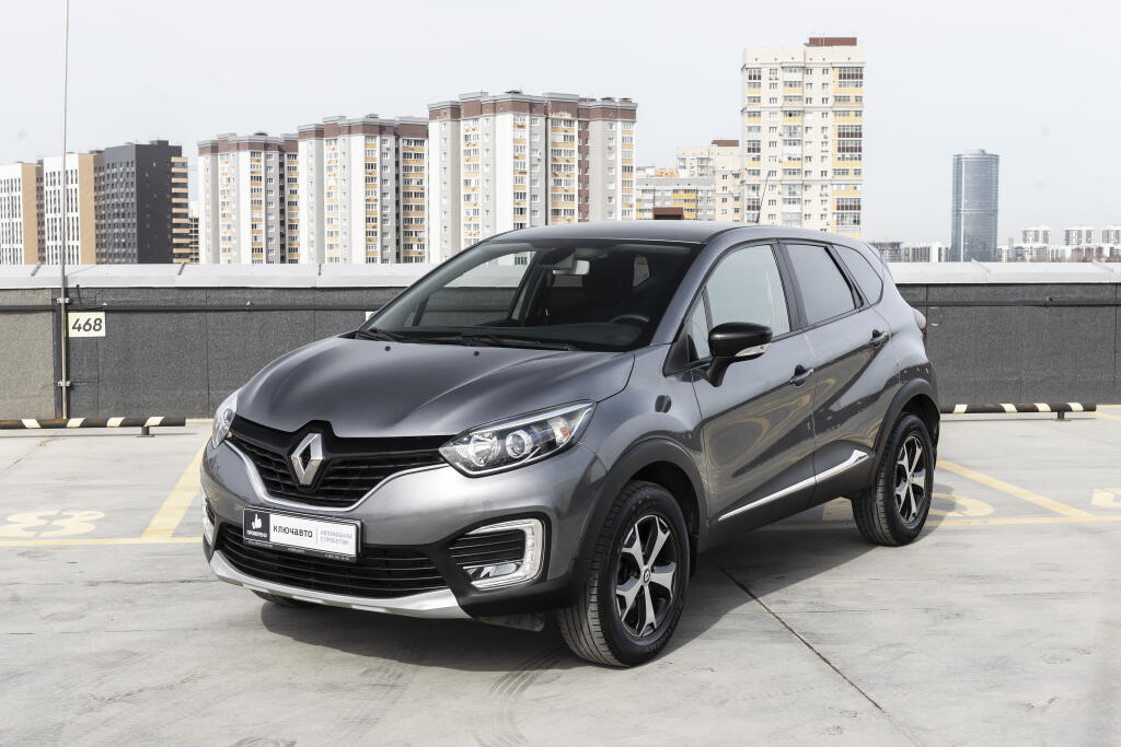 Серый Renault Kaptur 2019 года с пробегом