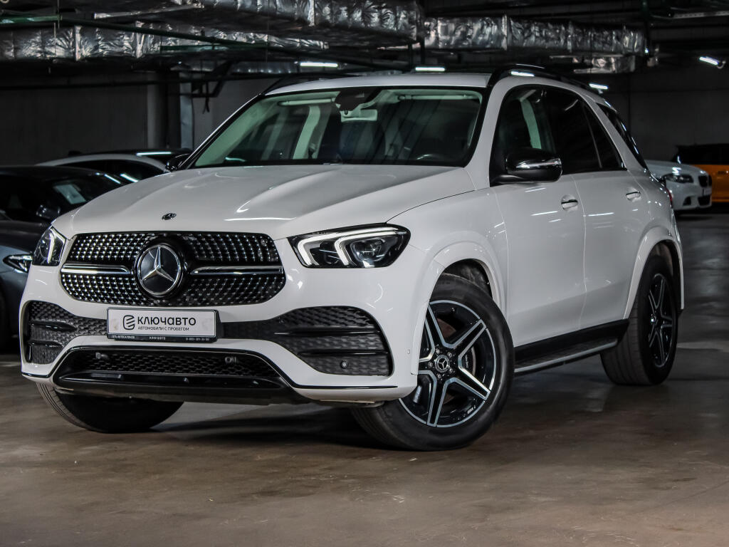 Белый Mercedes-Benz GLE-Класс 2020 года с пробегом