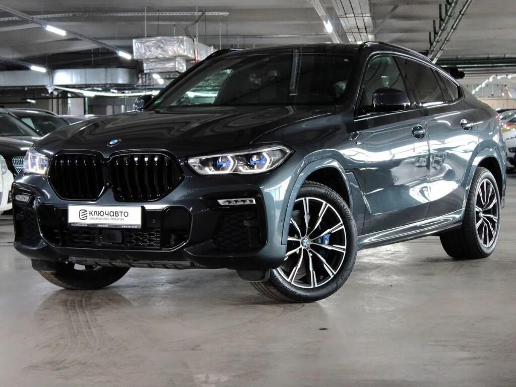 Серый BMW X6 2020 года с пробегом