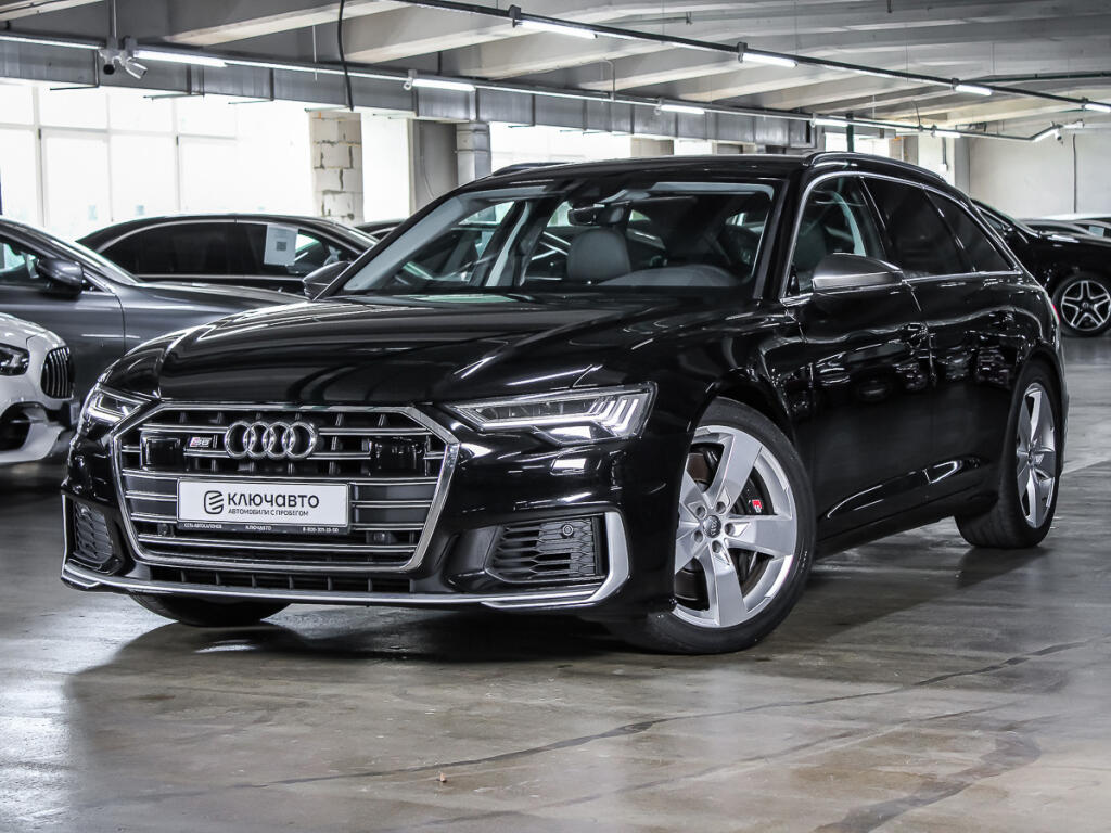 Черный Audi S6 2019 года с пробегом
