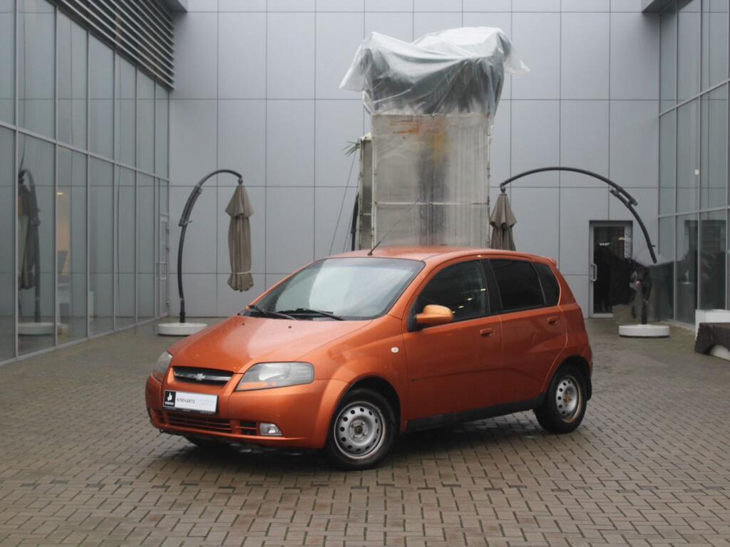 Оранжевый Chevrolet Aveo 2006 года с пробегом