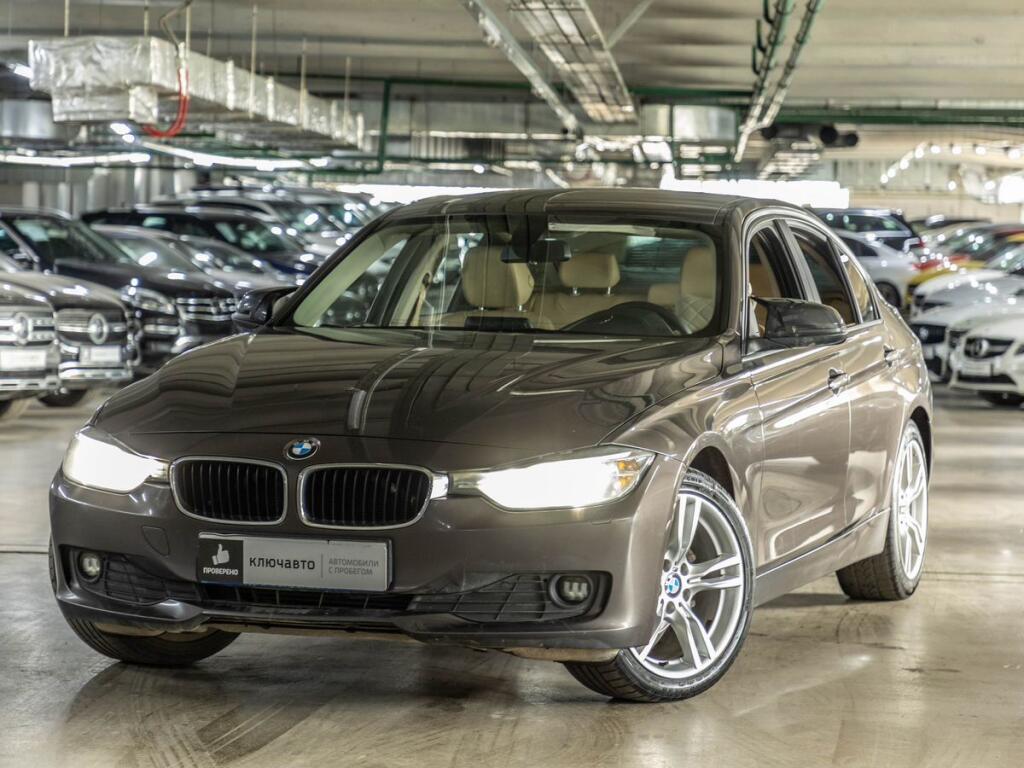 Коричневый BMW 3 серия 2014 года с пробегом