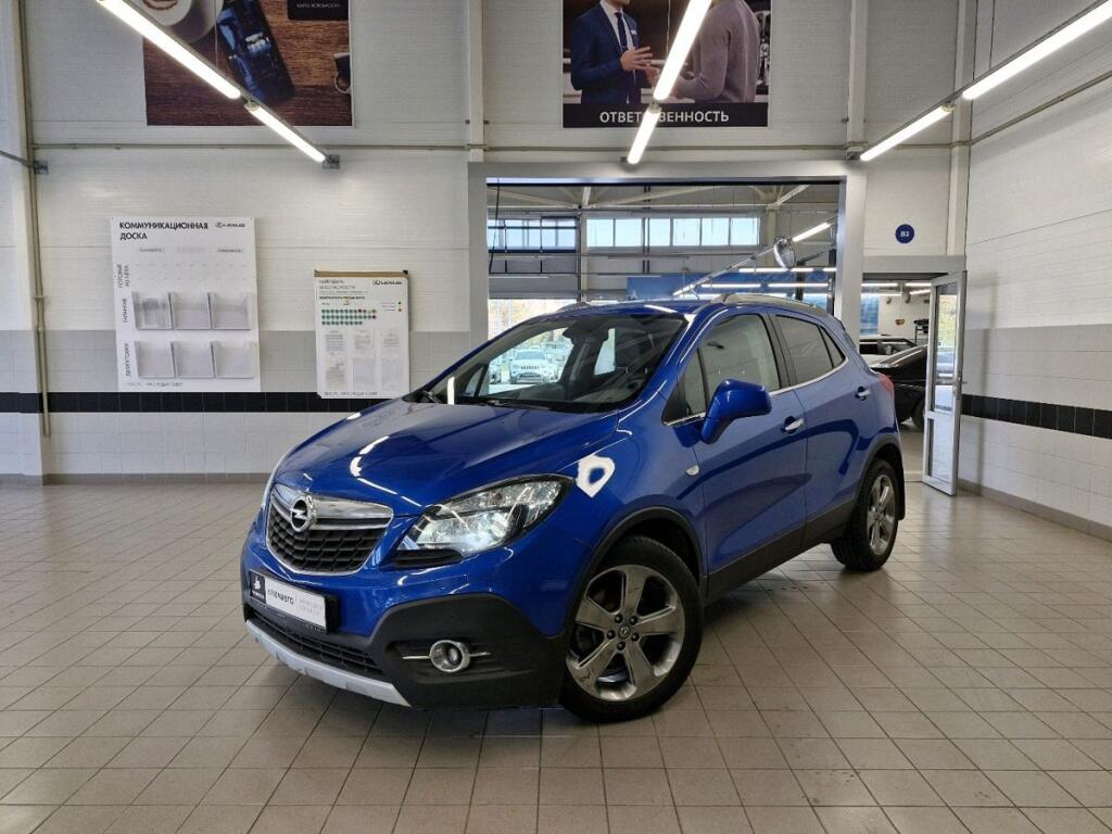 Синий Opel Mokka 2013 года с пробегом