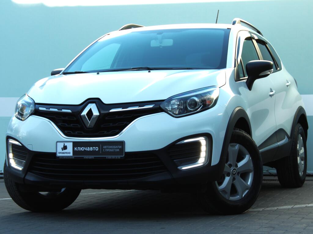 Белый Renault Kaptur 2021 года с пробегом