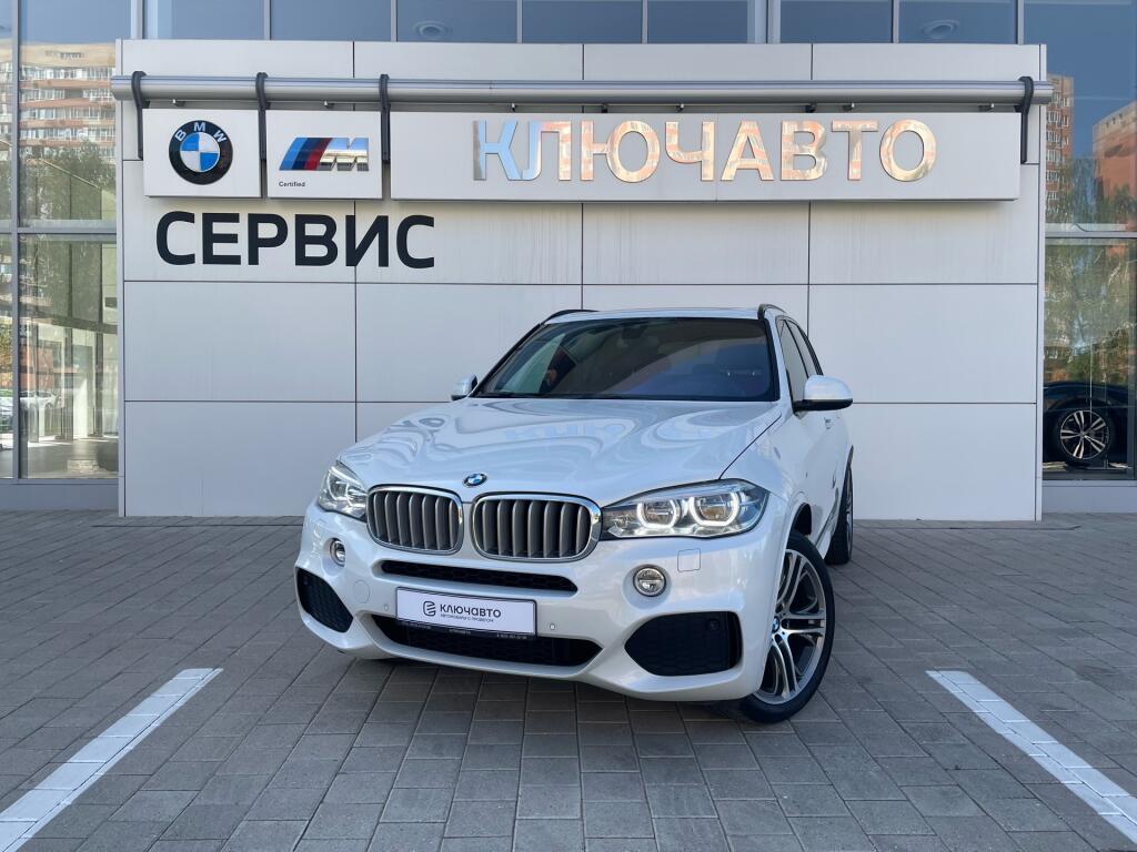 Белый BMW X5 2018 года с пробегом