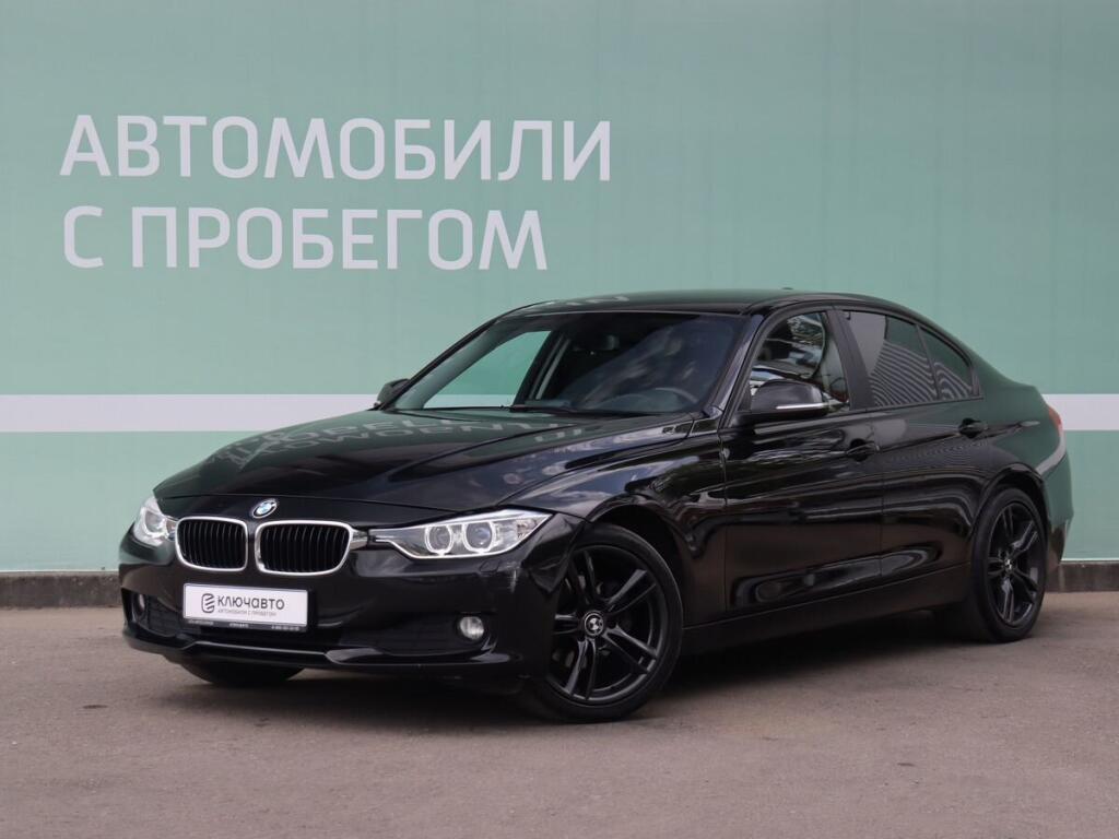 Черный BMW 3 серия 2013 года с пробегом