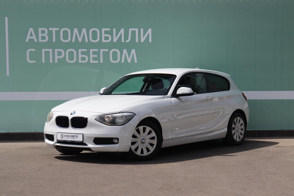 Белый BMW 1 серия 2013 года с пробегом