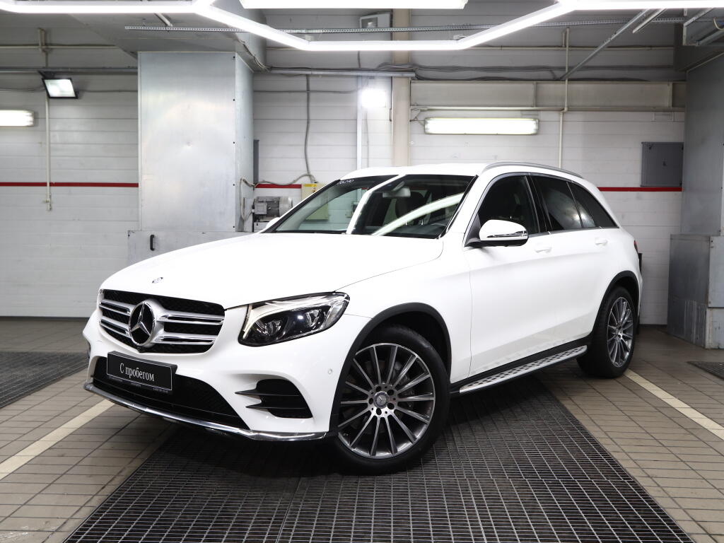 Белый Mercedes-Benz GLC-Класс 2015 года с пробегом