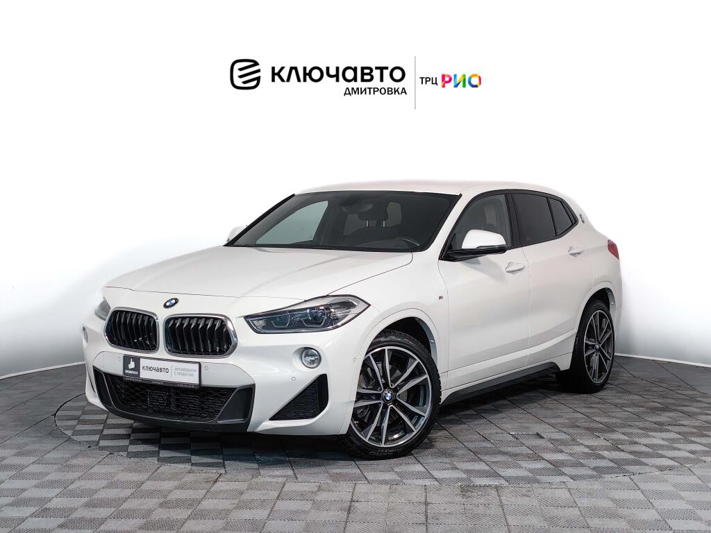 Белый BMW X2 2018 года с пробегом
