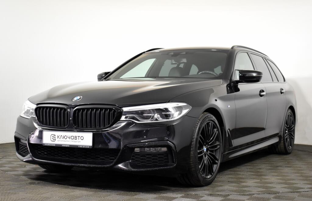 Черный BMW 5 серия 2018 года с пробегом