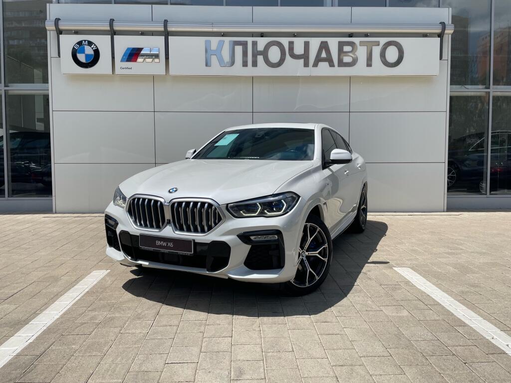 Белый BMW X6 2020 года с пробегом