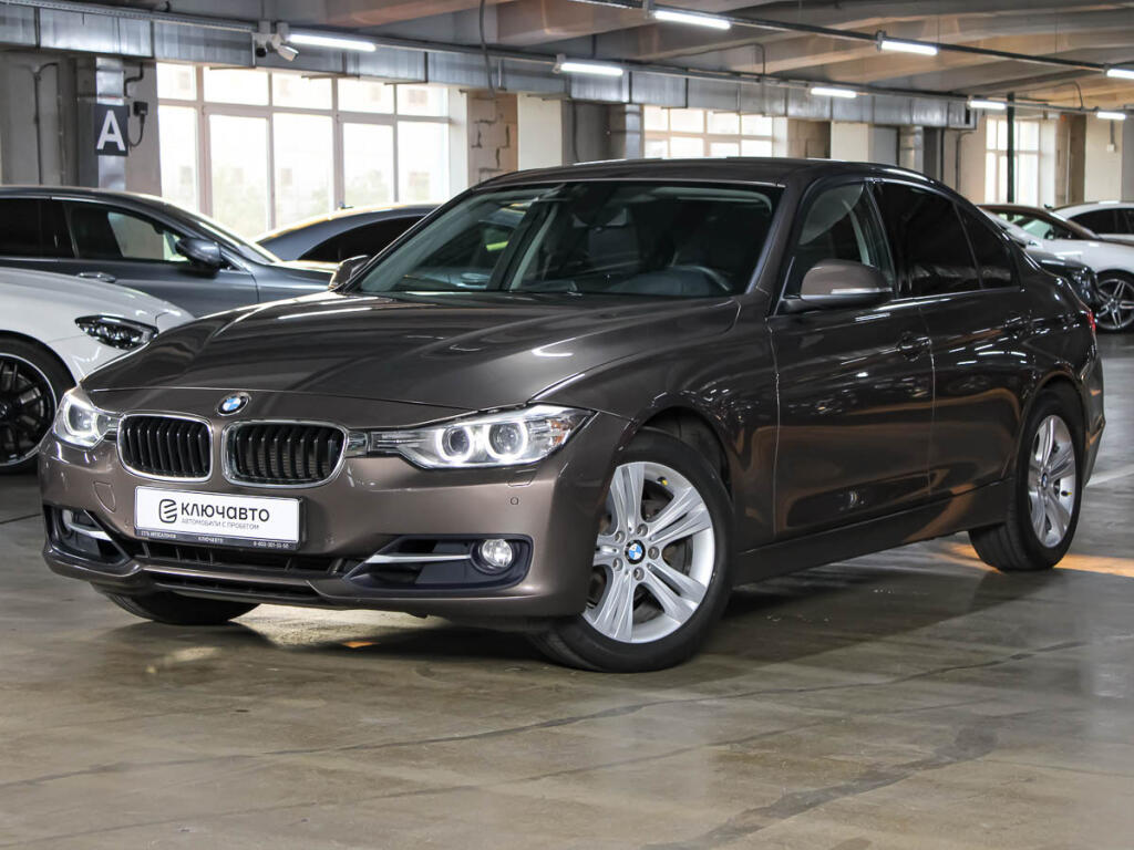 Коричневый BMW 3 серия 2013 года с пробегом