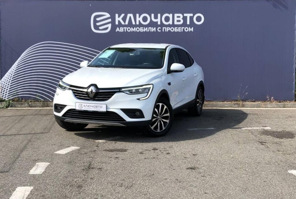Белый Renault Arkana 2021 года с пробегом