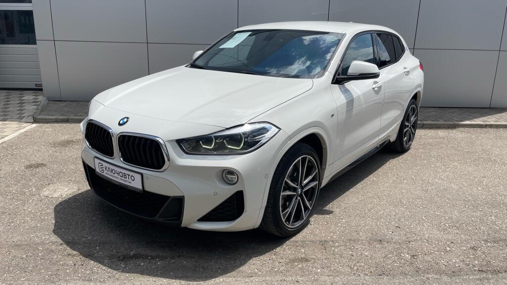 Белый BMW X2 2019 года с пробегом