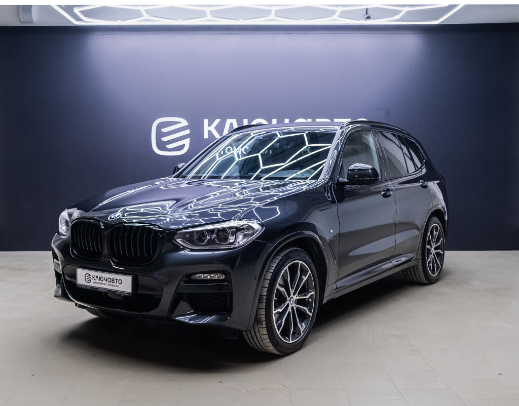 Черный BMW X3 2019 года с пробегом