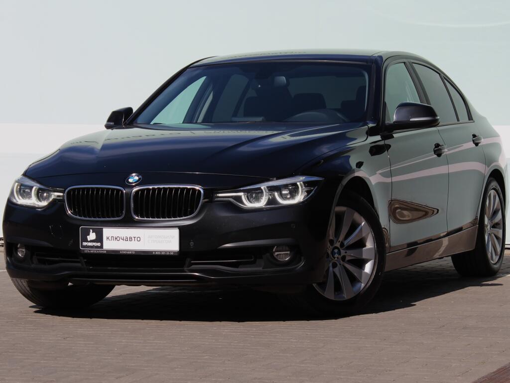 Черный BMW 3 серия 2018 года с пробегом