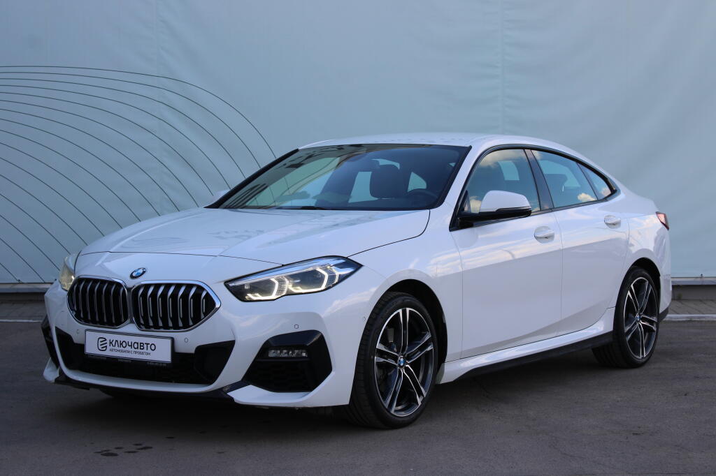 Белый BMW 2 серия 2020 года с пробегом